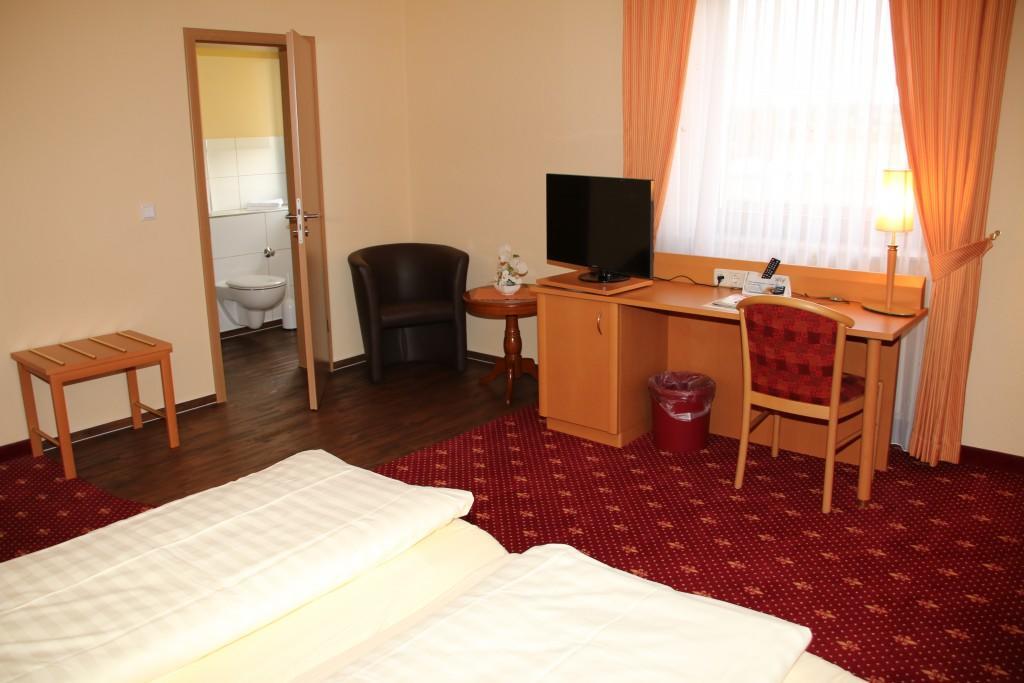 Landgasthof Hotel Bechtel Zella ภายนอก รูปภาพ